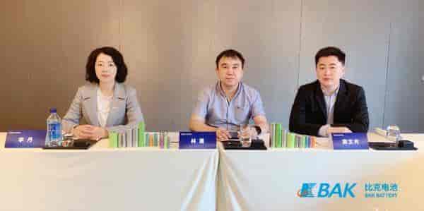比克電池攜全極耳4680圓柱電池亮相CIBF展會，國內(nèi)首發(fā)！