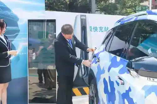 充電5分鐘，續航增加207公里！廣汽埃安超倍速電池技術和A480超充樁全球首發